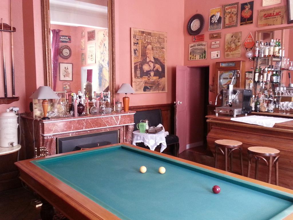 La Maison De L'Oenologue Poucharramet Rom bilde